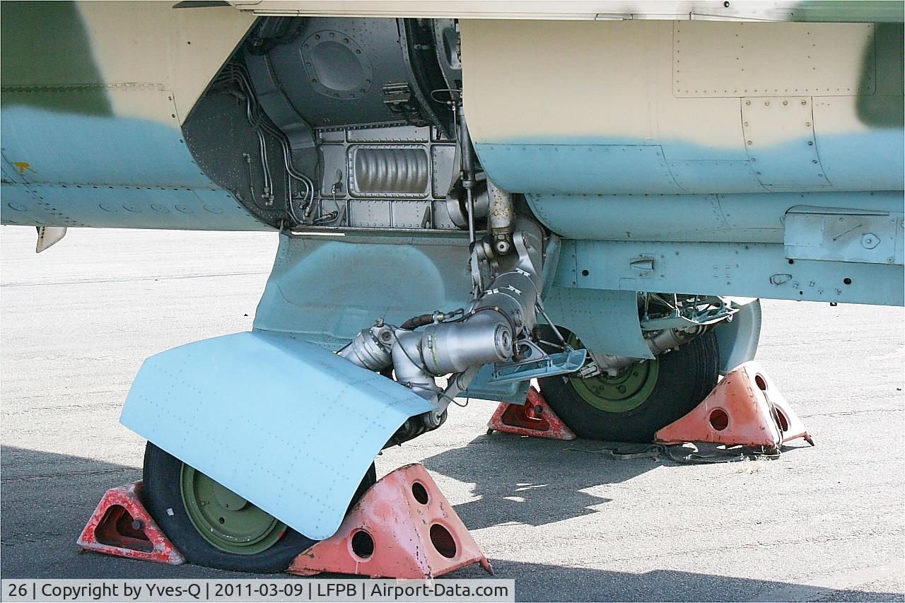 26, 1982 Mikoyan-Gurevich MiG-23ML C/N 0390324028, Mikoyan-Gurevich MiG-23ML, Main landing gear, Air & Space Museum Paris-Le Bourget (LFPB-LBG)