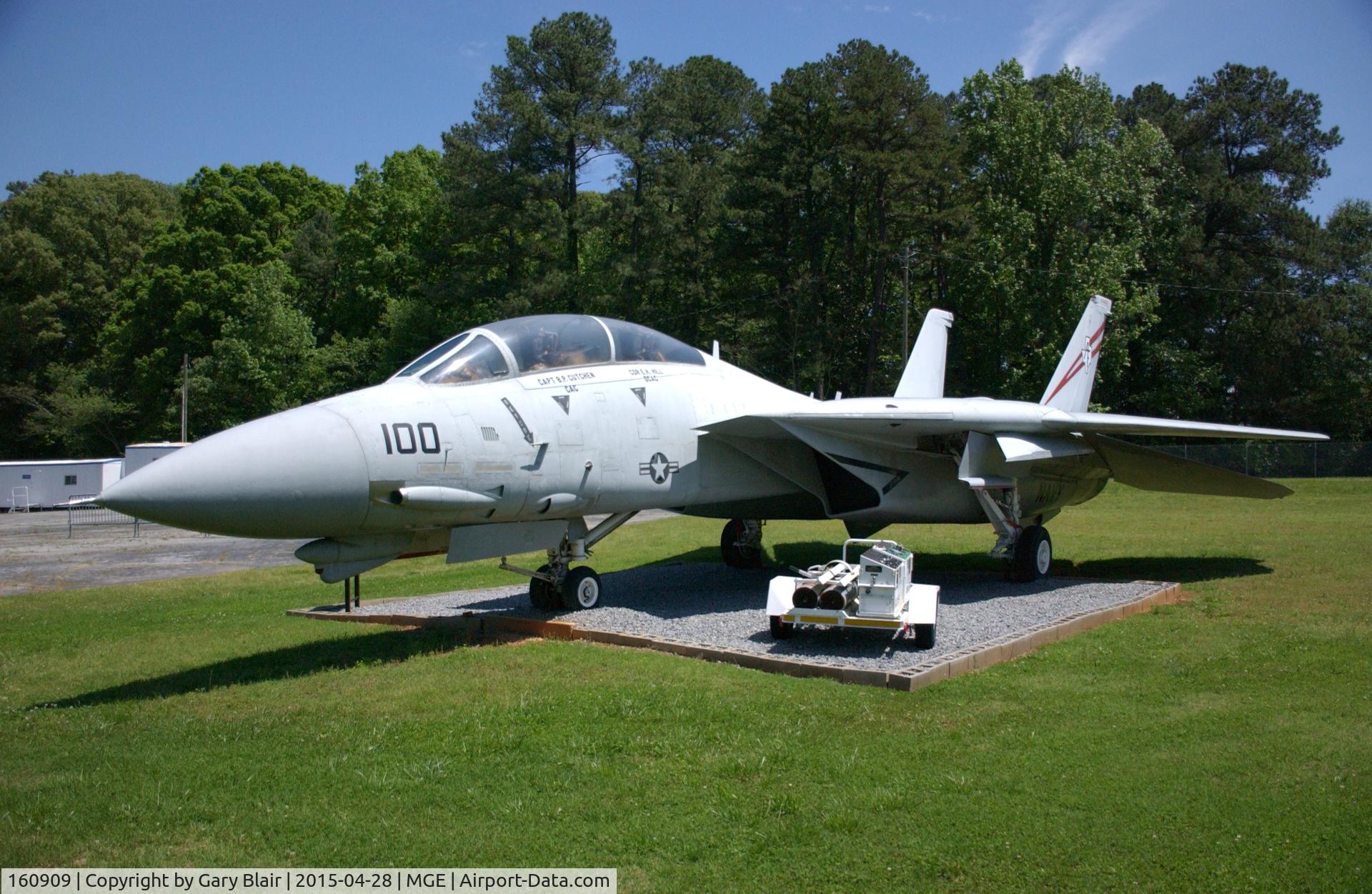 160909, Grumman F-14A Tomcat C/N 338, Just a more recent image.