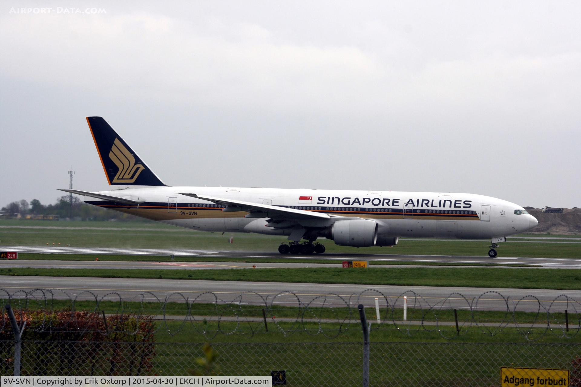 9V-SVN, 2003 Boeing 777-212/ER C/N 30873, 9V-SVN taking off rw 22R