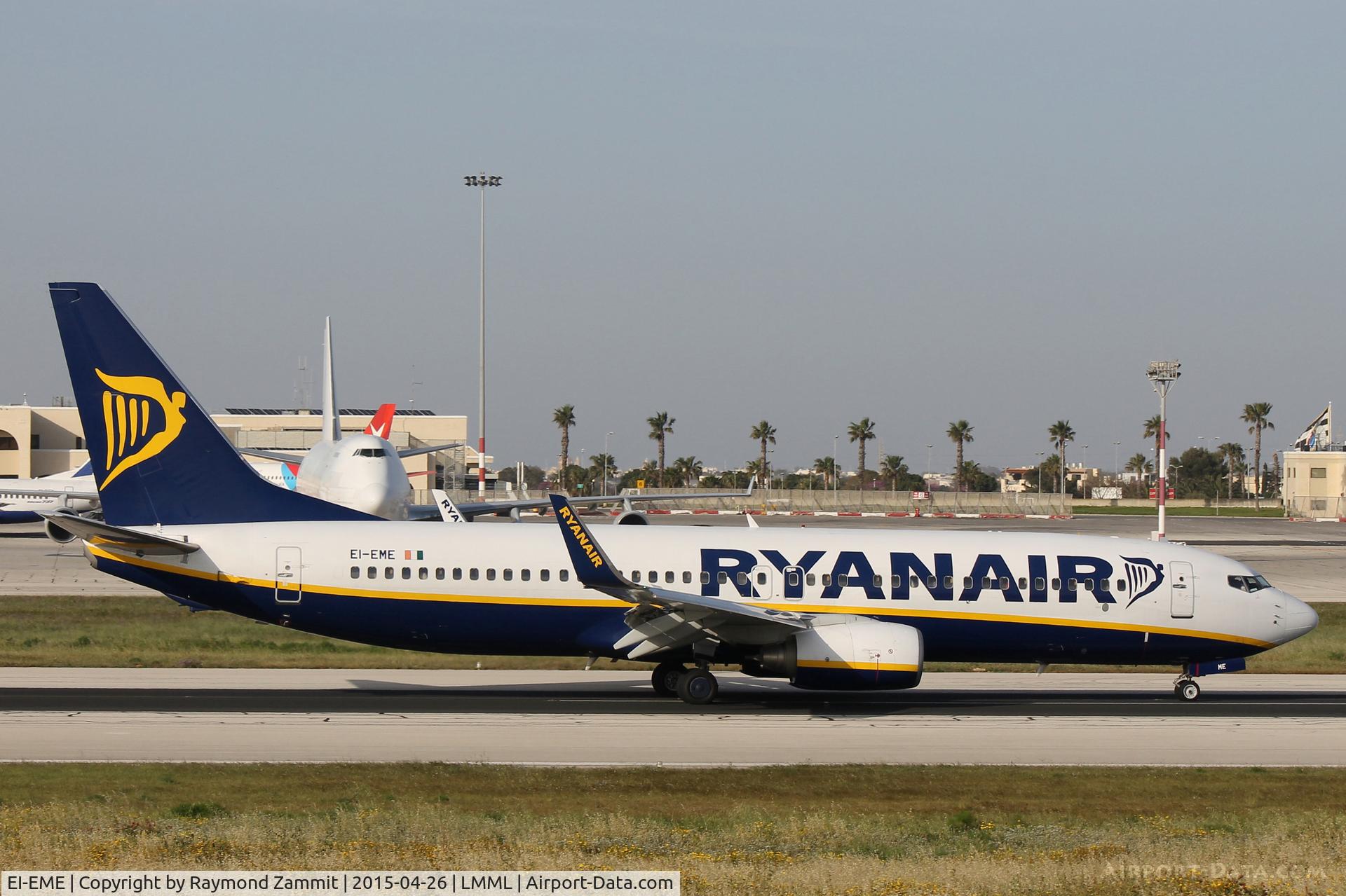EI-EME, 2010 Boeing 737-8AS C/N 35029, B737-800 EI-EME Ryanair