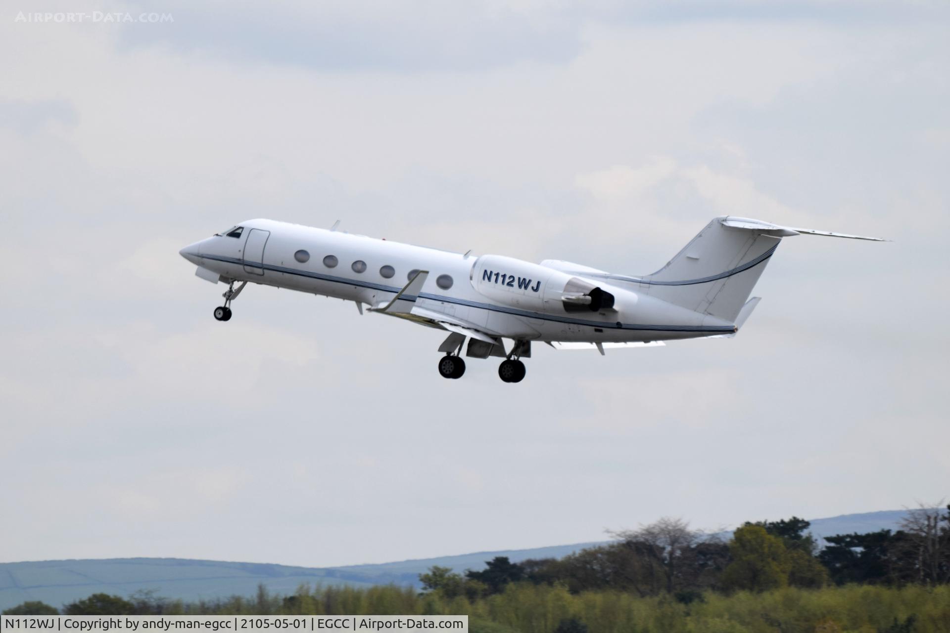 N112WJ, 1989 Gulfstream Aerospace Gulfstream IV C/N 1112, just taken off on runway 05L