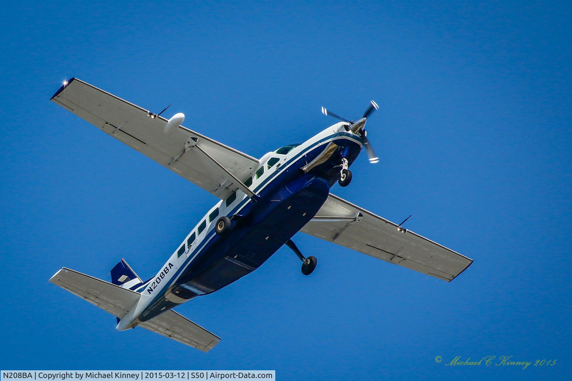 N208BA, 2008 Cessna 208B C/N 208B2027, Flying near Kent WA.