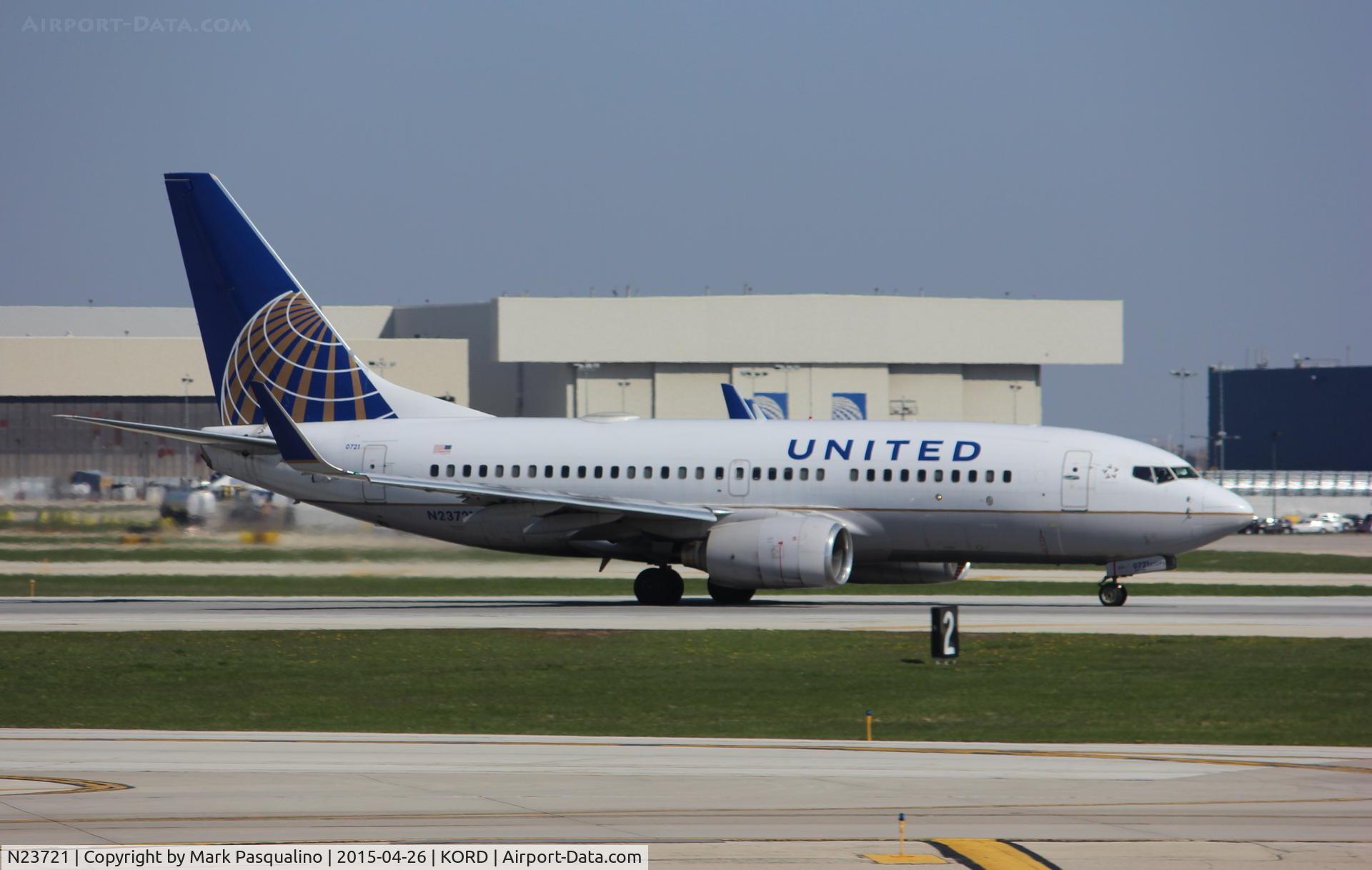 N23721, 1999 Boeing 737-724 C/N 28940, Boeing 737-700