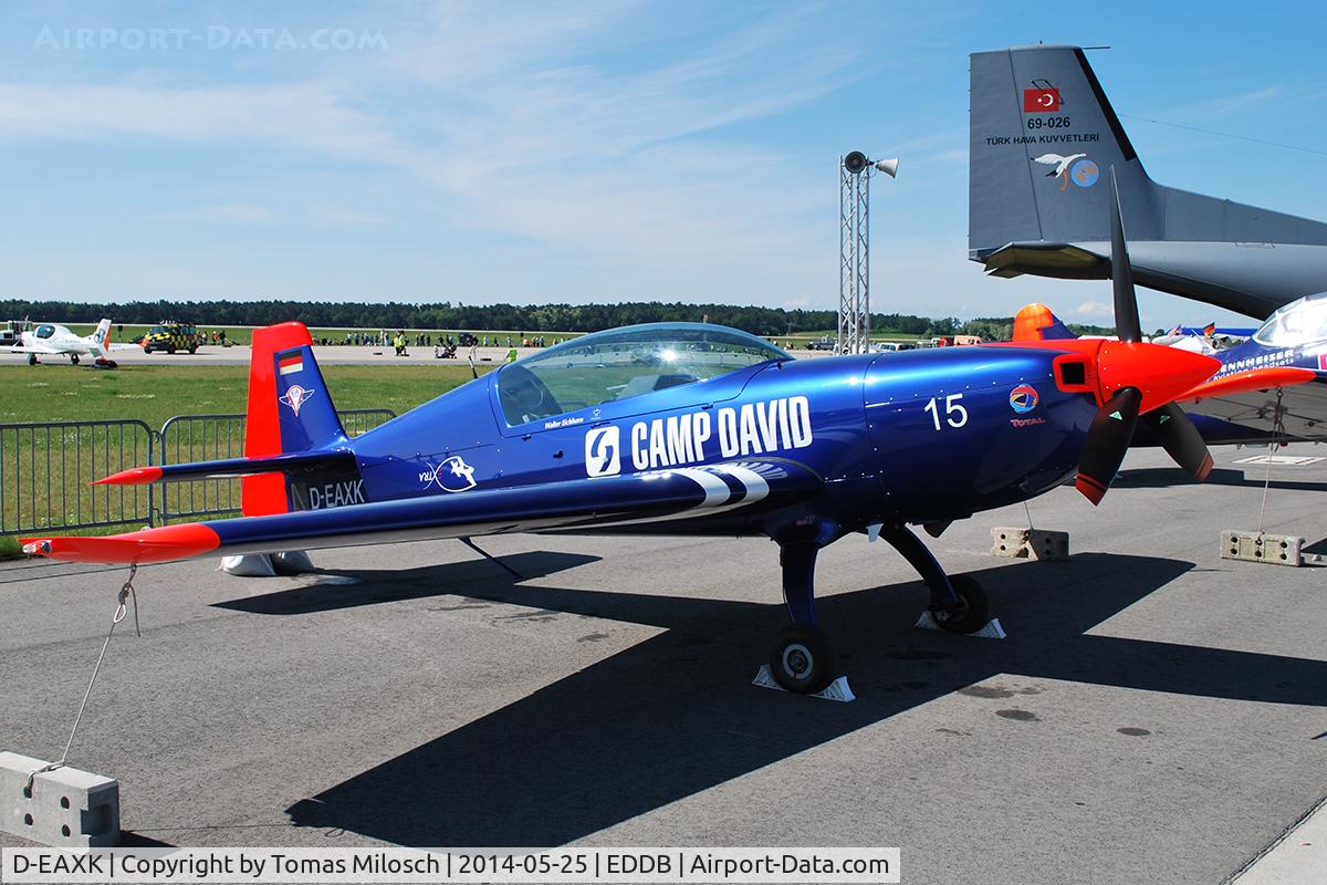 D-EAXK, Extra EA-330LT C/N LT019, ILA 2014
