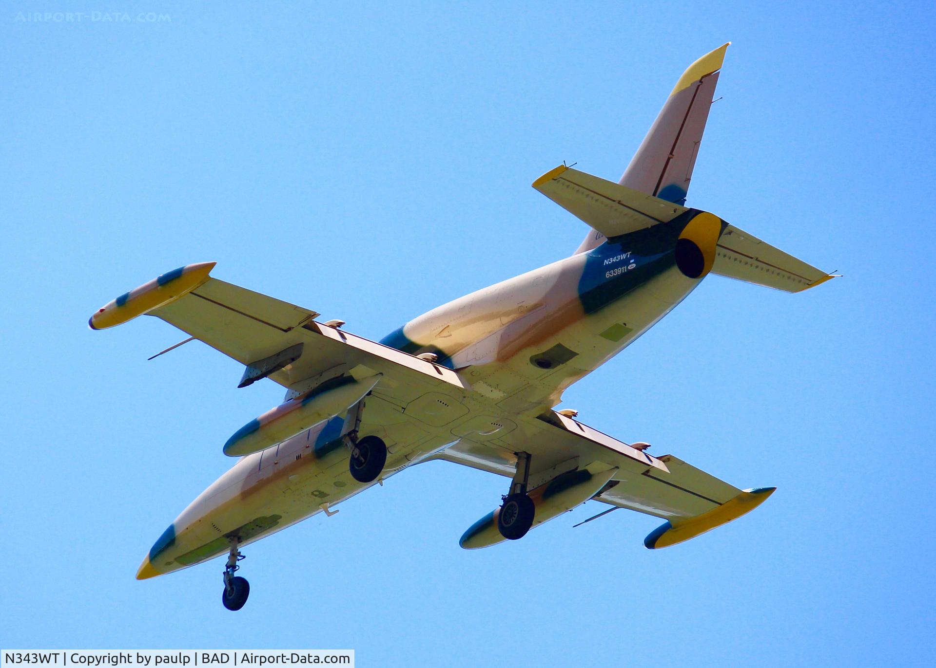 N343WT, 1986 Aero L-39ZA Albatros C/N 633911, Landing at Barksdale Air Force Base.