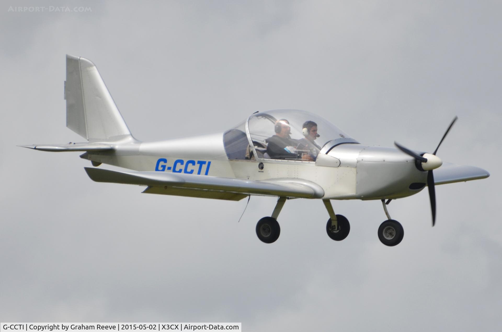 G-CCTI, 2004 Cosmik EV-97 TeamEurostar UK C/N 2009, Landing at Northrepps.