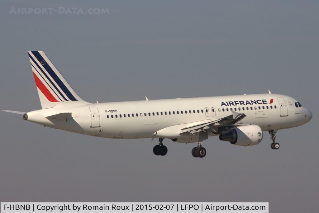 F-HBNB, 2010 Airbus A320-214 C/N 4402, Landing