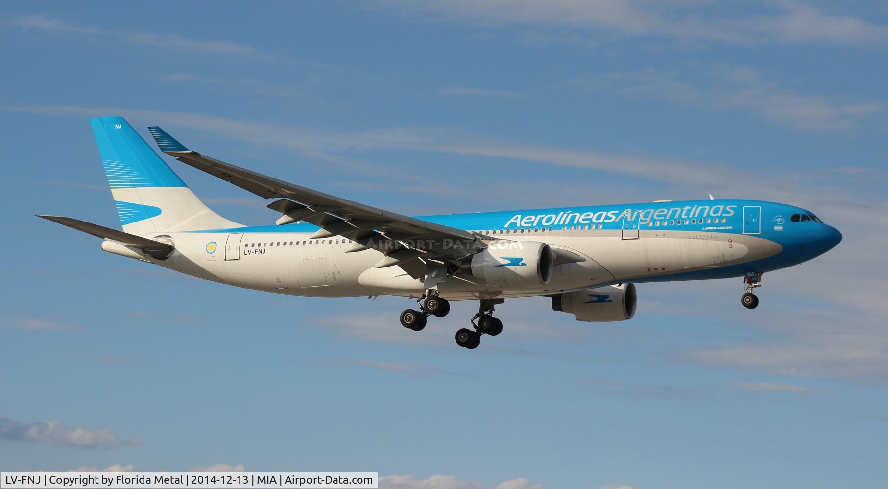 LV-FNJ, 1999 Airbus A330-223 C/N 300, Aerolineas Argentinas