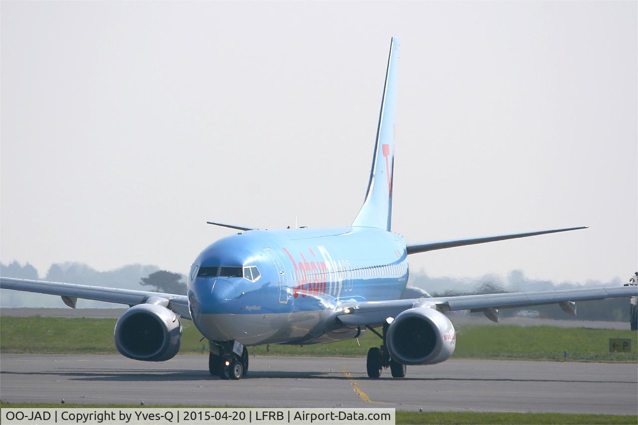 OO-JAD, 2011 Boeing 737-8K5 C/N 39093, Boeing 737-8K5, Taxiing to holding point rwy 07R, Brest-Bretagne airport (LFRB-BES)