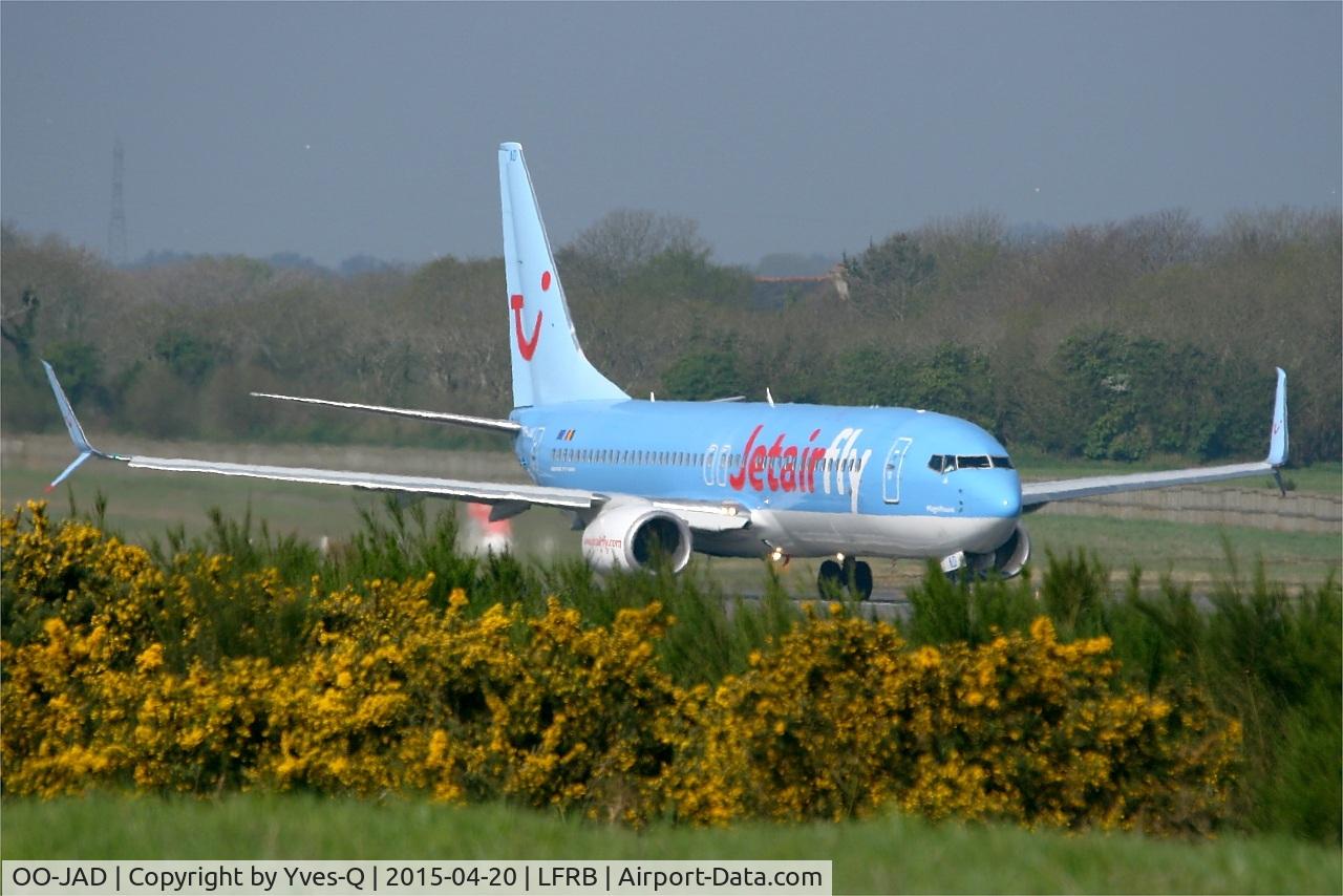 OO-JAD, 2011 Boeing 737-8K5 C/N 39093, Boeing 737-8K5, Holding point rwy 07R, Brest-Bretagne airport (LFRB-BES)