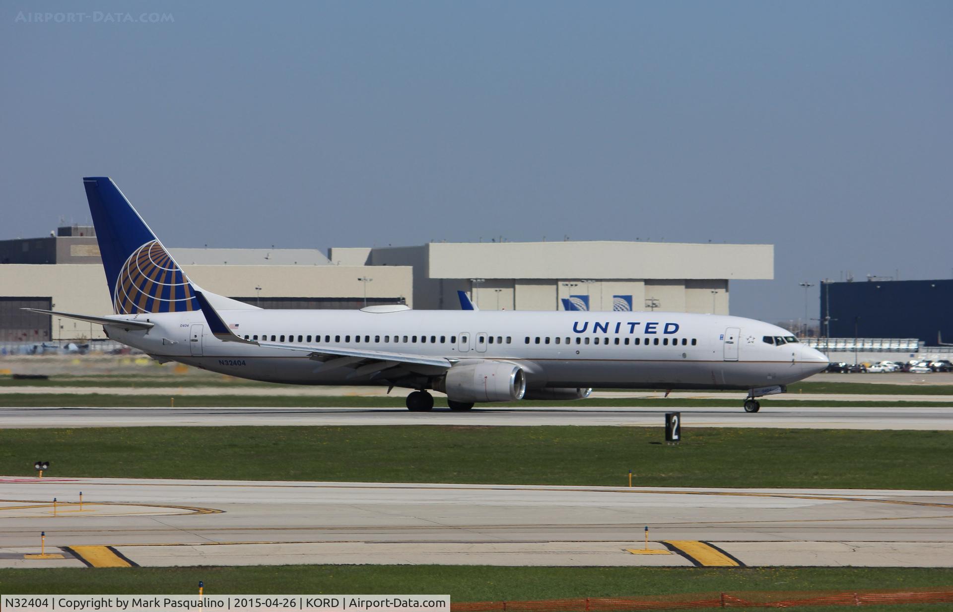 N32404, 2001 Boeing 737-924 C/N 30121, Boeing 737-900