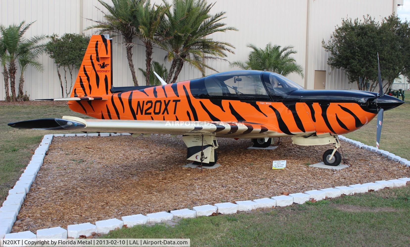N20XT, 1991 Mooney M20T C/N 28-0001, Mooney M20T