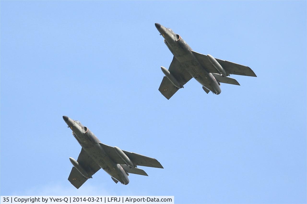 35, Dassault Super Etendard C/N 35, Dassault Super Etendard M (SEM), Flight over Landivisiau Naval Air Base (LFRJ)