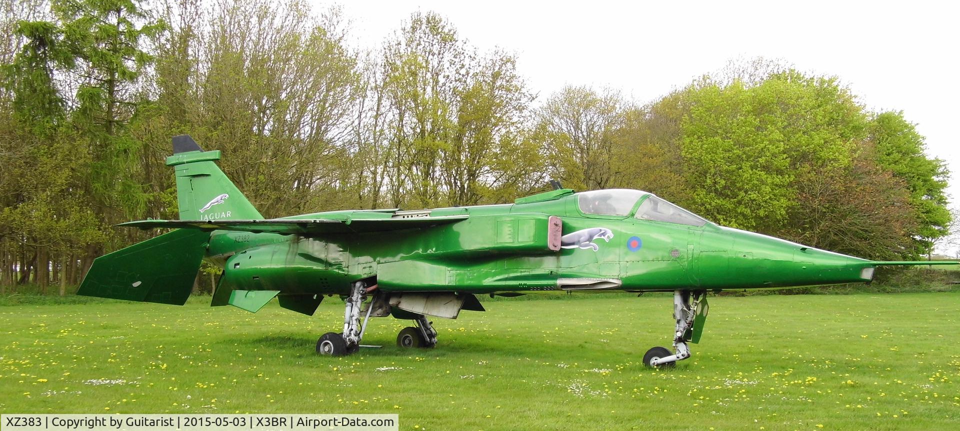 XZ383, 1977 Sepecat Jaguar GR.1 C/N S.148, One of three gate guards at Bruntingthorpe