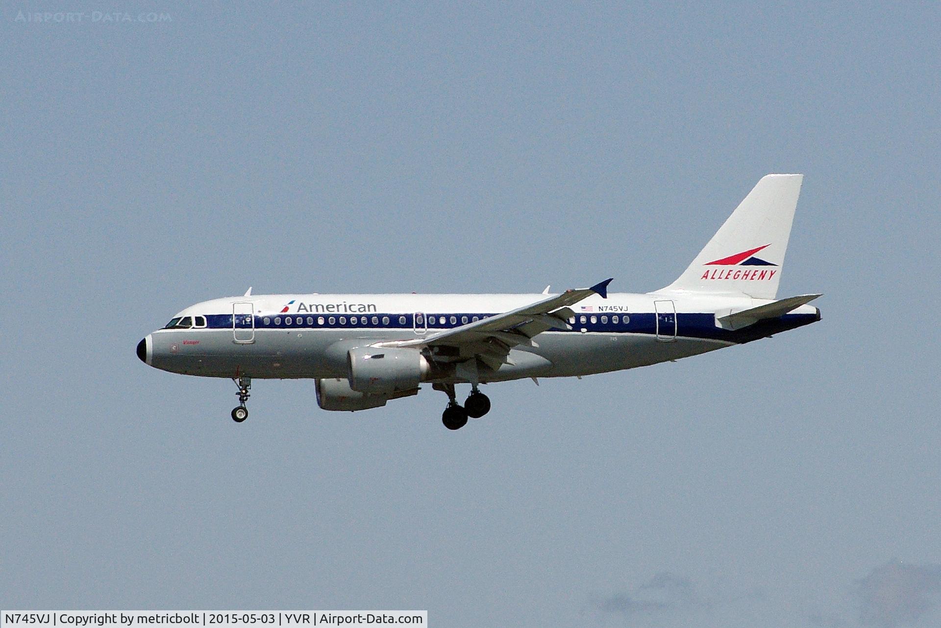 N745VJ, 2000 Airbus A319-112 C/N 1289, Now with American titles,operating US506 Phoenix to Vancouver