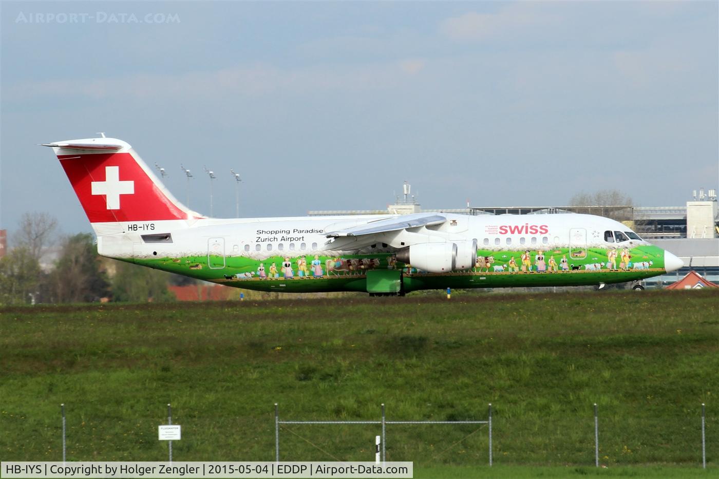 HB-IYS, 2001 British Aerospace Avro 146-RJ100 C/N E3381, Swiss art on a new player at LEJ....