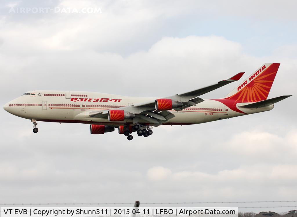 VT-EVB, 1996 Boeing 747-437 C/N 28095, Landing rwy 14R... Special flight with on board : Indian Prime Minister