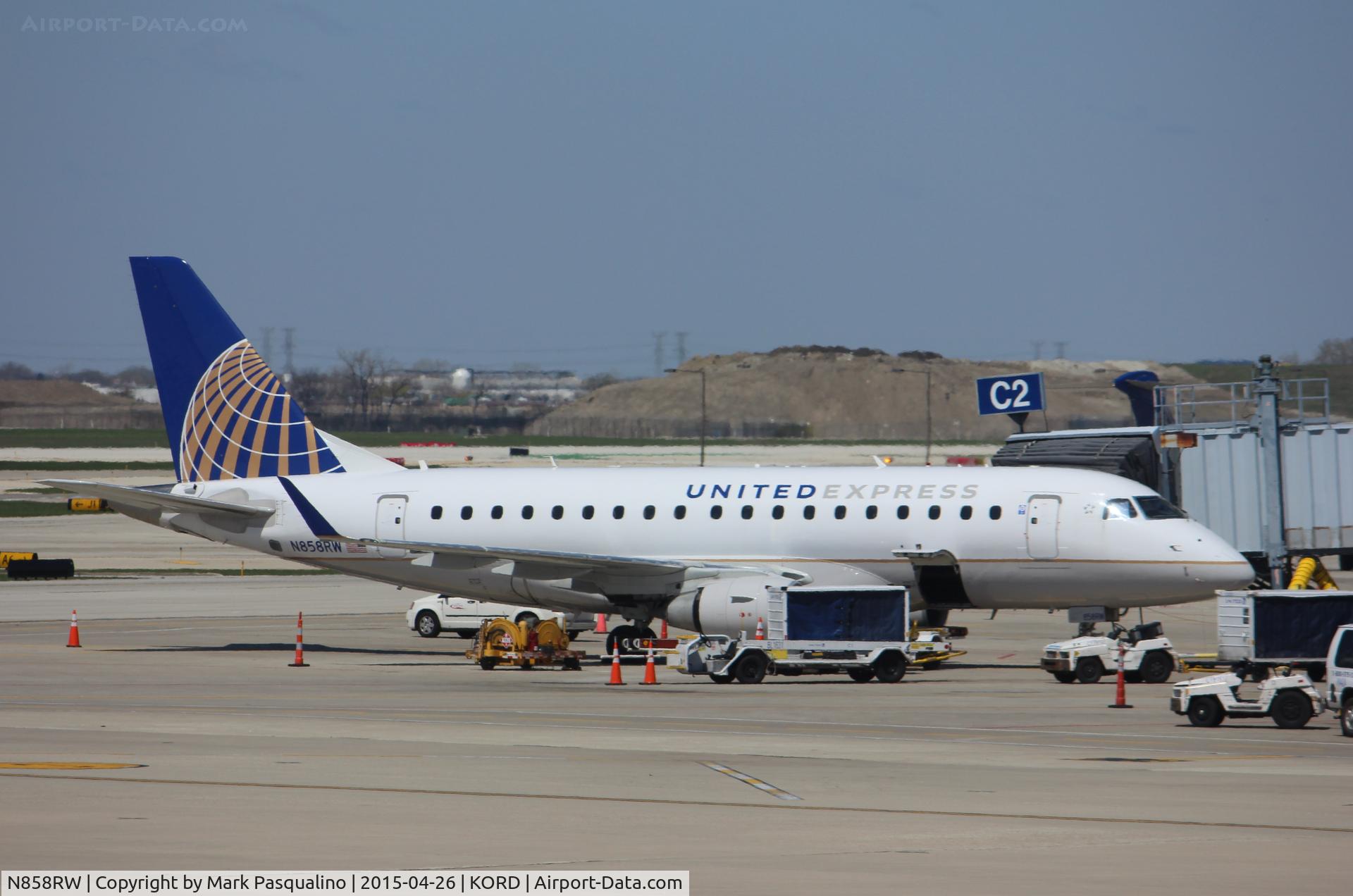 N858RW, 2005 Embraer 170SE (ERJ-170-100SE) C/N 17000080, ERJ 170-100 SE