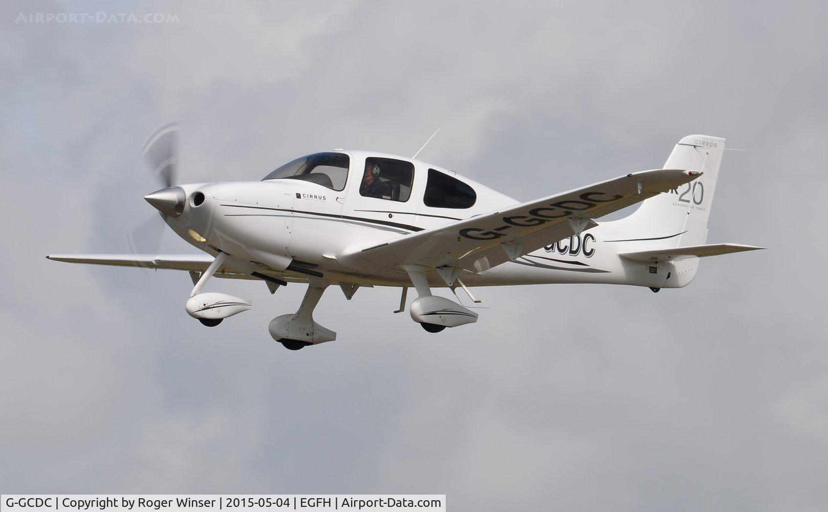 G-GCDC, 2008 Cirrus SR20 G3 C/N 2008, Resident Cirrus SR20 departing Runway 22.