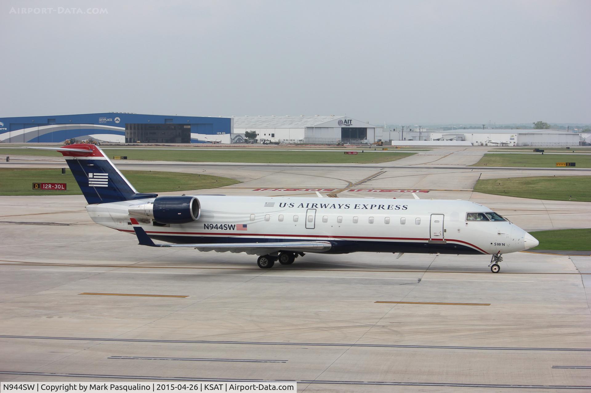 N944SW, 2003 Bombardier CRJ-200LR (CL-600-2B19) C/N 7764, CL-600-2B19