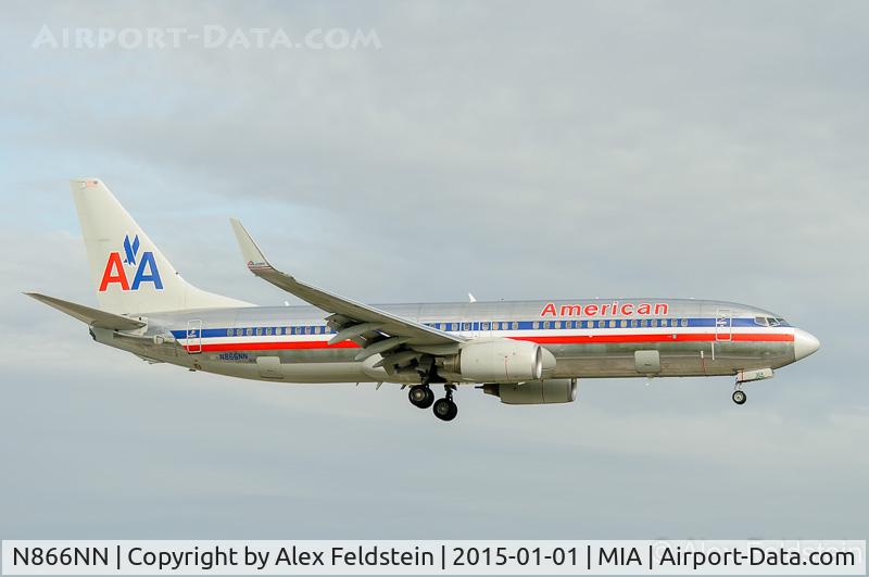 N866NN, 2010 Boeing 737-823 C/N 40584, Miami International