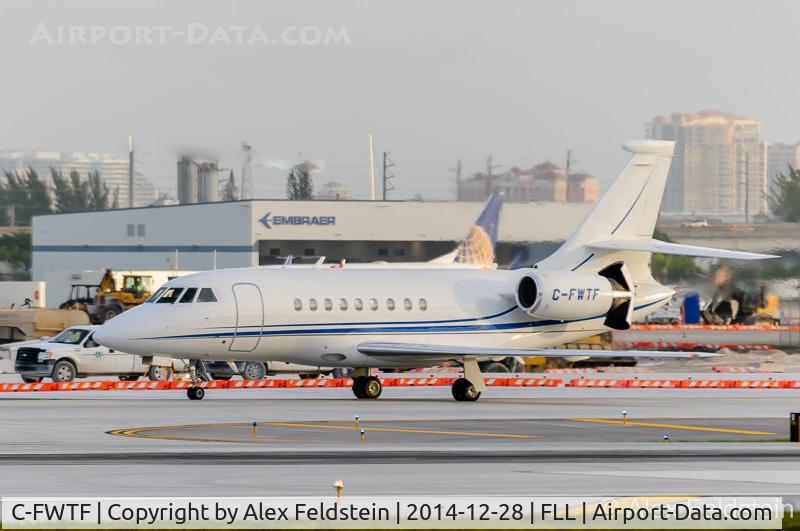C-FWTF, 1999 Dassault Falcon 2000 C/N 71, Ft. Lauderdale