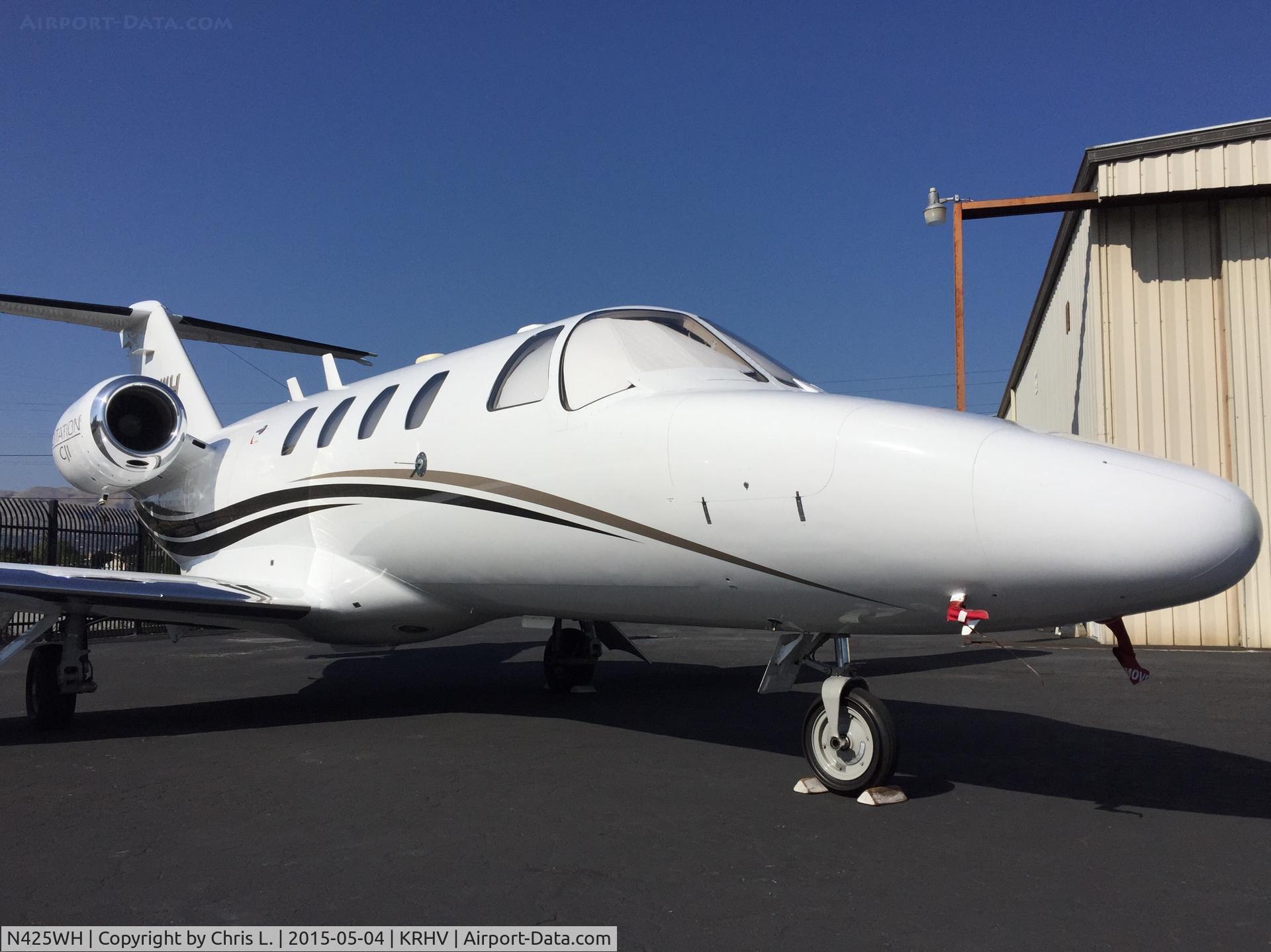 N425WH, 2004 Cessna 525 CitationJet CJ1 C/N 525-0537, A local Citation Jet 1 (C525) sitting in front of the Lafferty Aircraft Sales hangar after arriving from Brown Municipal Airport earlier this morning.