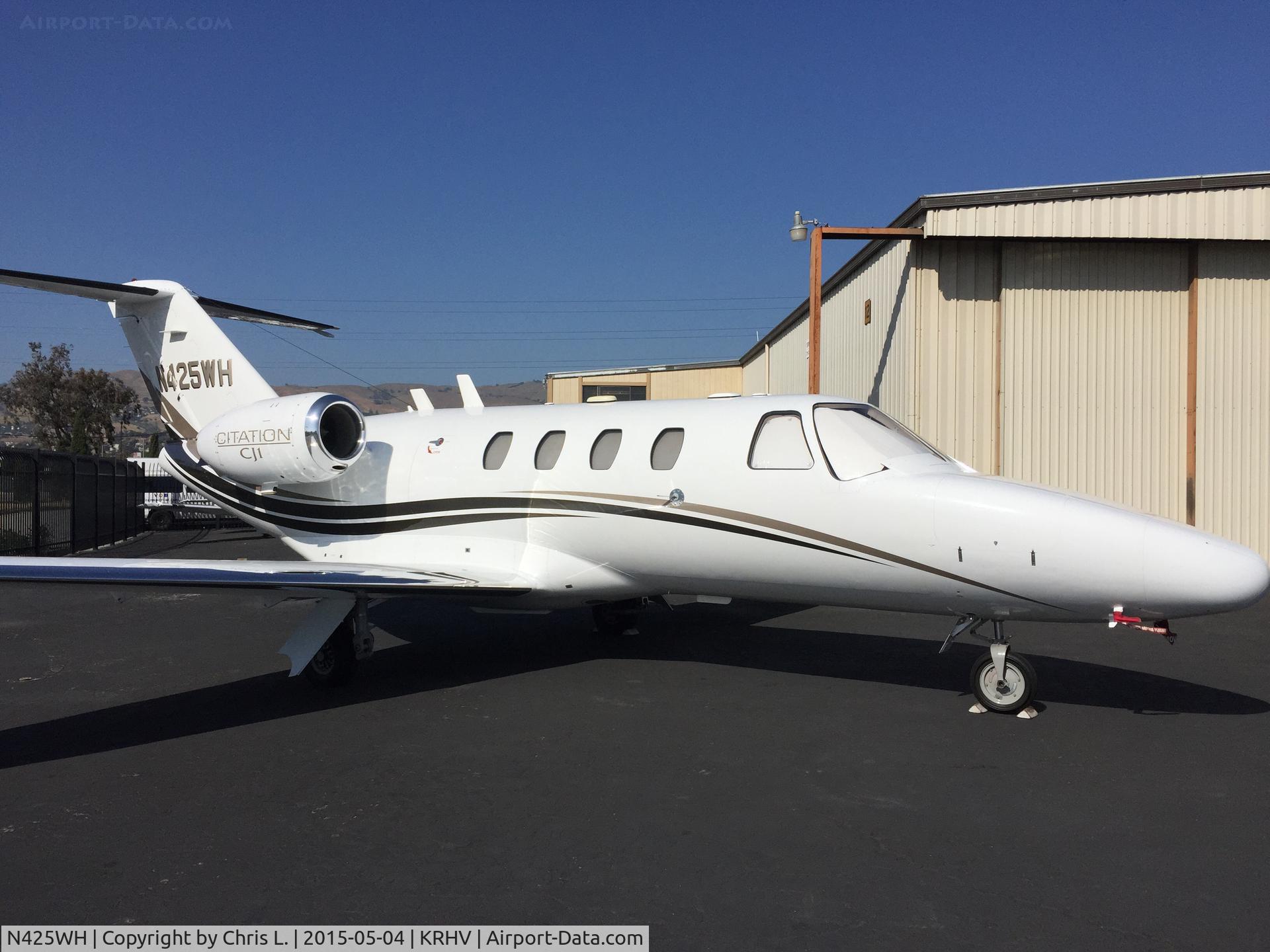 N425WH, 2004 Cessna 525 CitationJet CJ1 C/N 525-0537, A local Citation Jet 1 (C525) sitting in front of the Lafferty Aircraft Sales hangar after arriving from Brown Municipal Airport earlier this morning.