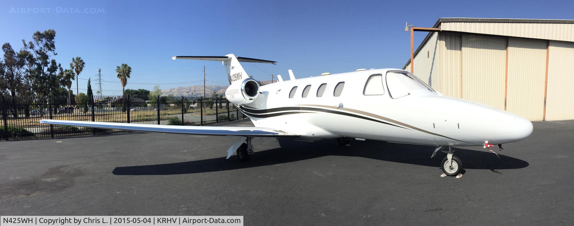 N425WH, 2004 Cessna 525 CitationJet CJ1 C/N 525-0537, A local Citation Jet 1 (C525) sitting in front of the Lafferty Aircraft Sales hangar after arriving from Brown Municipal Airport earlier this morning.