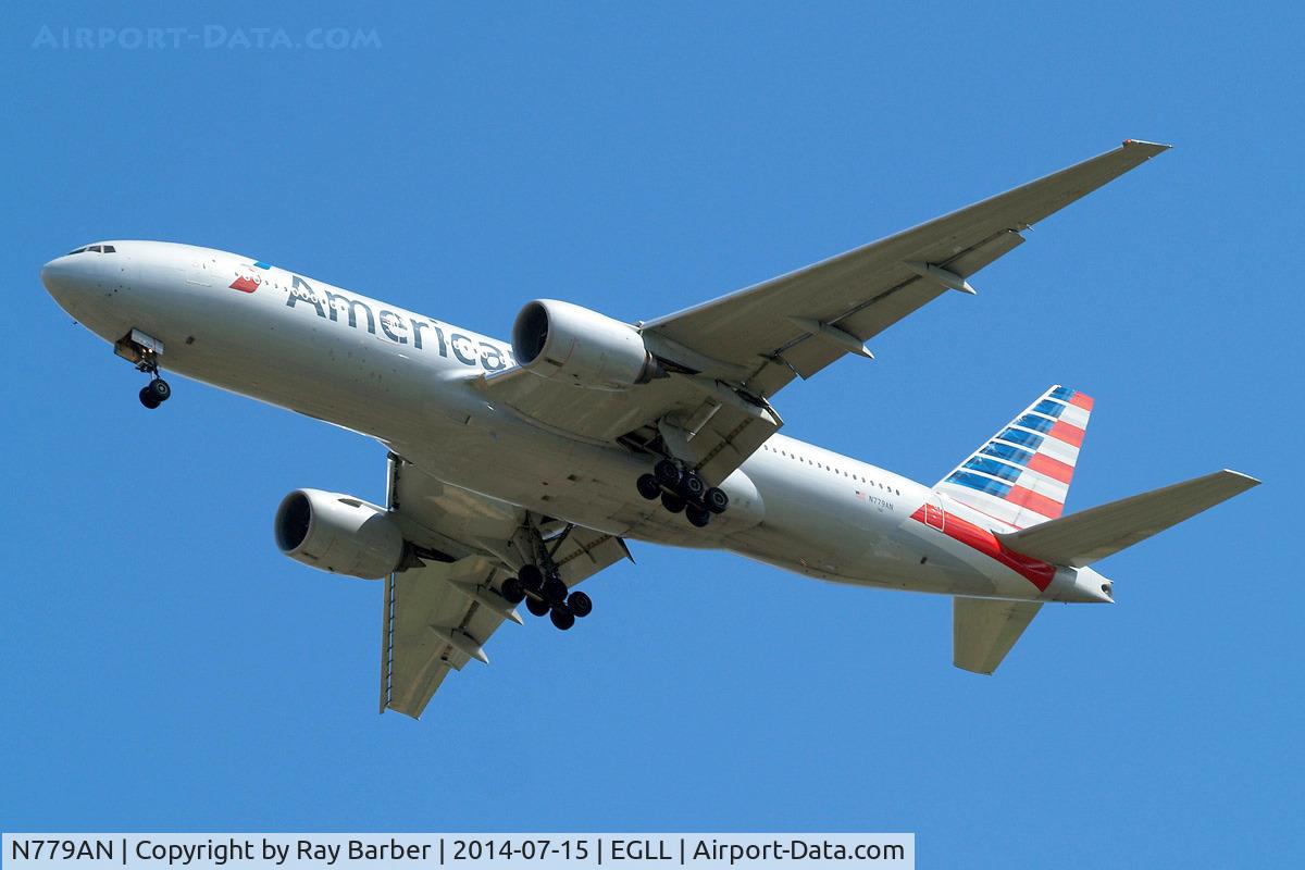 N779AN, 1999 Boeing 777-223 C/N 29955, Boeing 777-223ER [29955] (American Airlines) Home~G 15/07/2014. On approach 27R.
