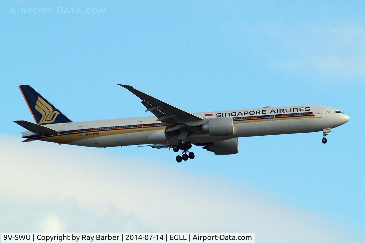 9V-SWU, 2013 Boeing 777-312/ER C/N 42235, Boeing 777-312ER [42235] (Singapore Airlines) Home~G 14/07/2014. On approach 27L