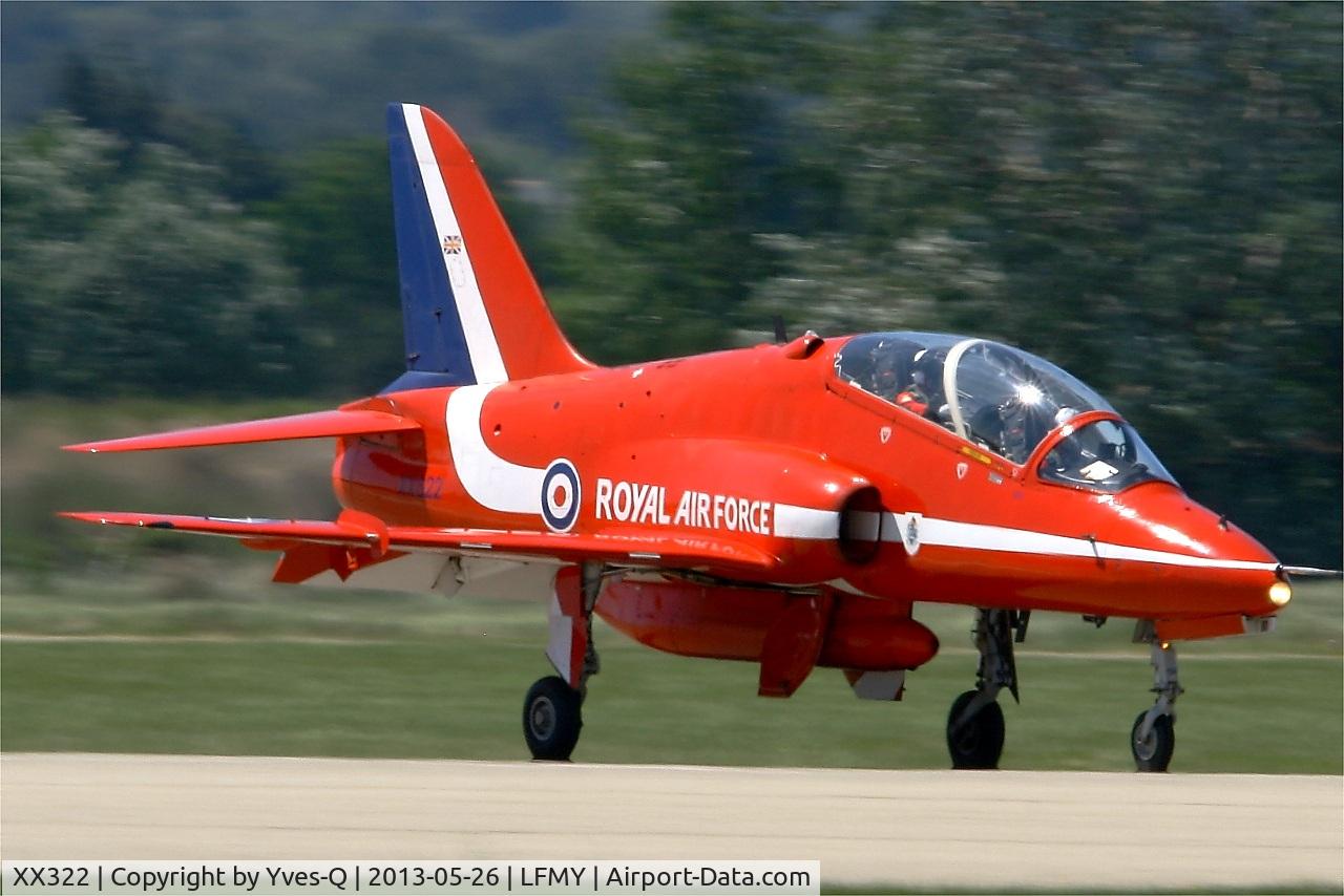 XX322, 1980 Hawker Siddeley Hawk T.1A C/N 165/312147, Royal Air Force Red Arrows Hawker Siddeley Hawk T.1, Landing rwy 34, Salon de Provence Air Base 701 (LFMY) Open day 2013