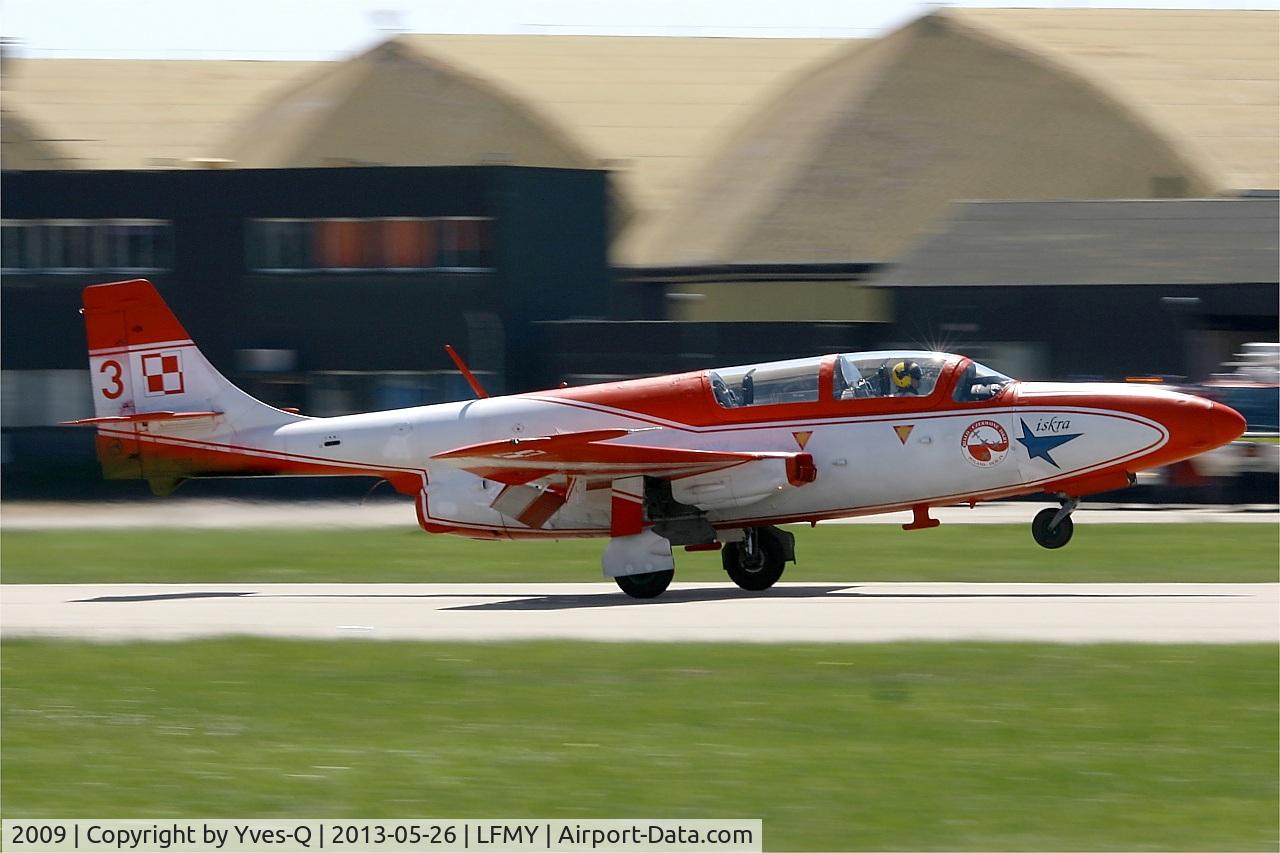 2009, PZL-Mielec TS-11 Iskra bis DF C/N 3H-2009, Polish Air Force PZL-Mielec TS-11 Iskra bis DF, Landing rwy 34, Salon de Provence Air Base 701 (LFMY) Open day 2013