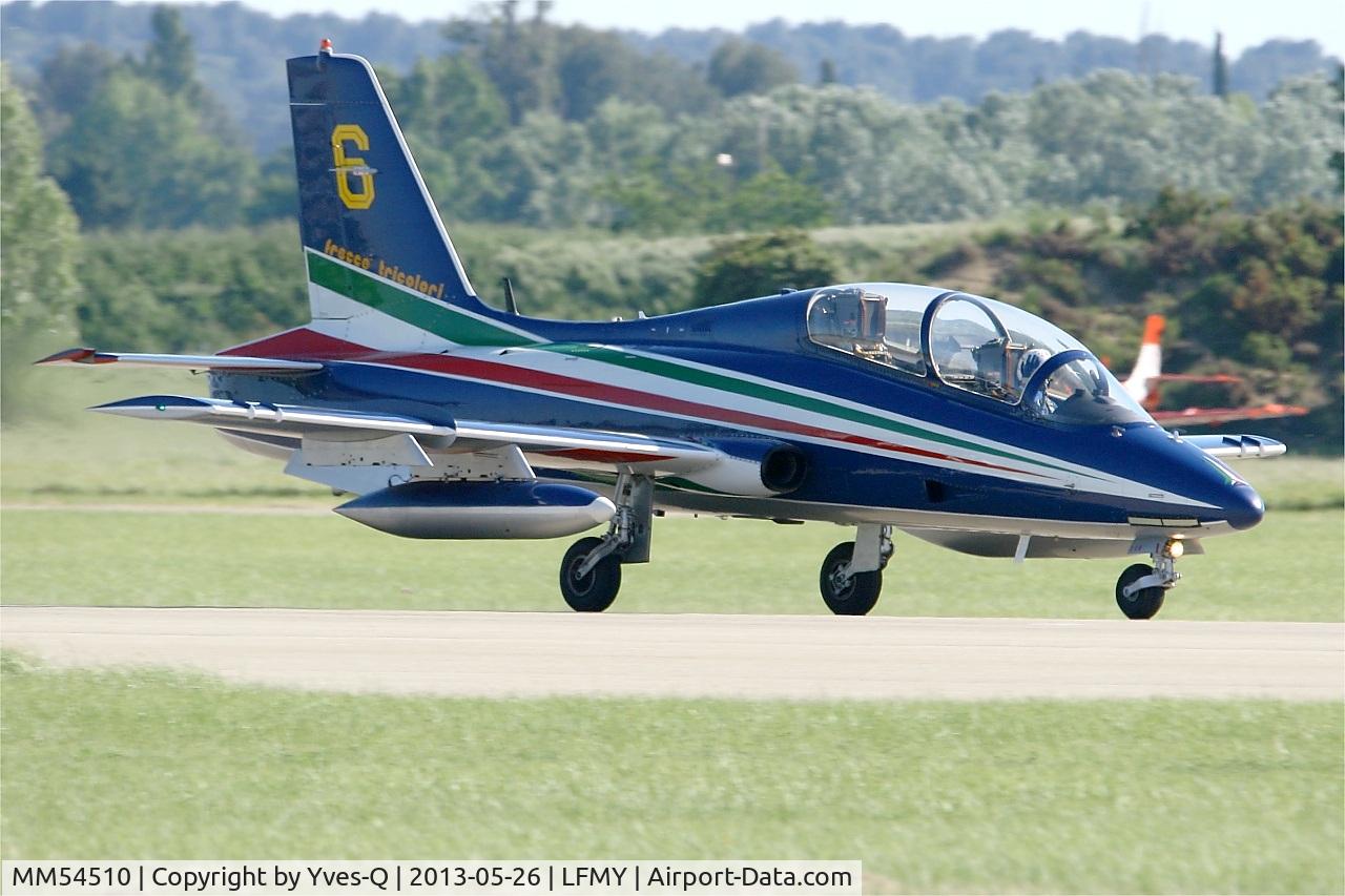 MM54510, Aermacchi MB-339PAN C/N 6726/121/AA058, Italian Air Force Aermacchi MB-339PAN, Number 6 of Frecce Tricolori Aerobatic Team in may 2013, Take off rwy 34, Salon De Provence Air Base 701 (LFMY)
