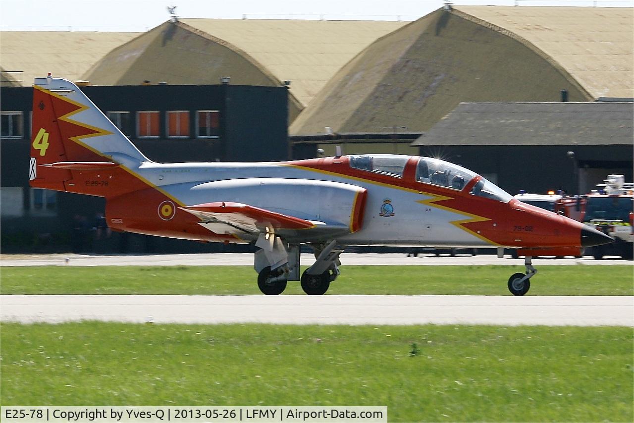 E25-78, CASA C-101EB Aviojet C/N EB01-78-086, Spanish Air Force CASA C-101EB Aviojet (79-22), Patrulla Aguila Aerobatic team, Take off rwy 34, Salon De Provence Air Base 701 (LFMY) Open day 2013