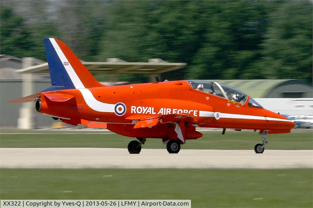 XX322, 1980 Hawker Siddeley Hawk T.1A C/N 165/312147, Royal Air Force Red Arrows Hawker Siddeley Hawk T.1, Landing rwy 34, Salon de Provence Air Base 701 (LFMY) Open day 2013