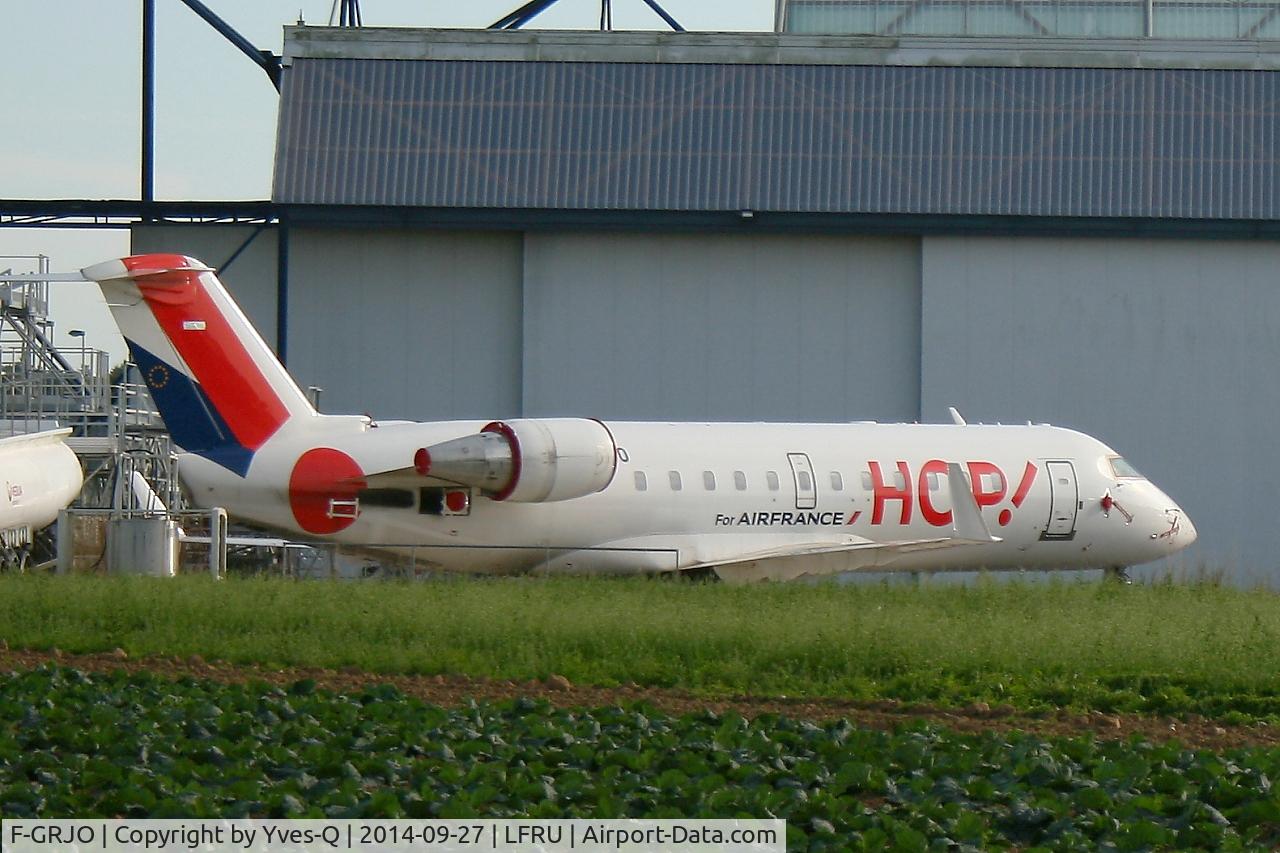 F-GRJO, 1999 Canadair CRJ-100ER (CL-600-2B19) C/N 7296, Canadair Regional Jet CRJ-100ER, BritAir parking area, Morlaix-Ploujean airport (LFRU-MXN)