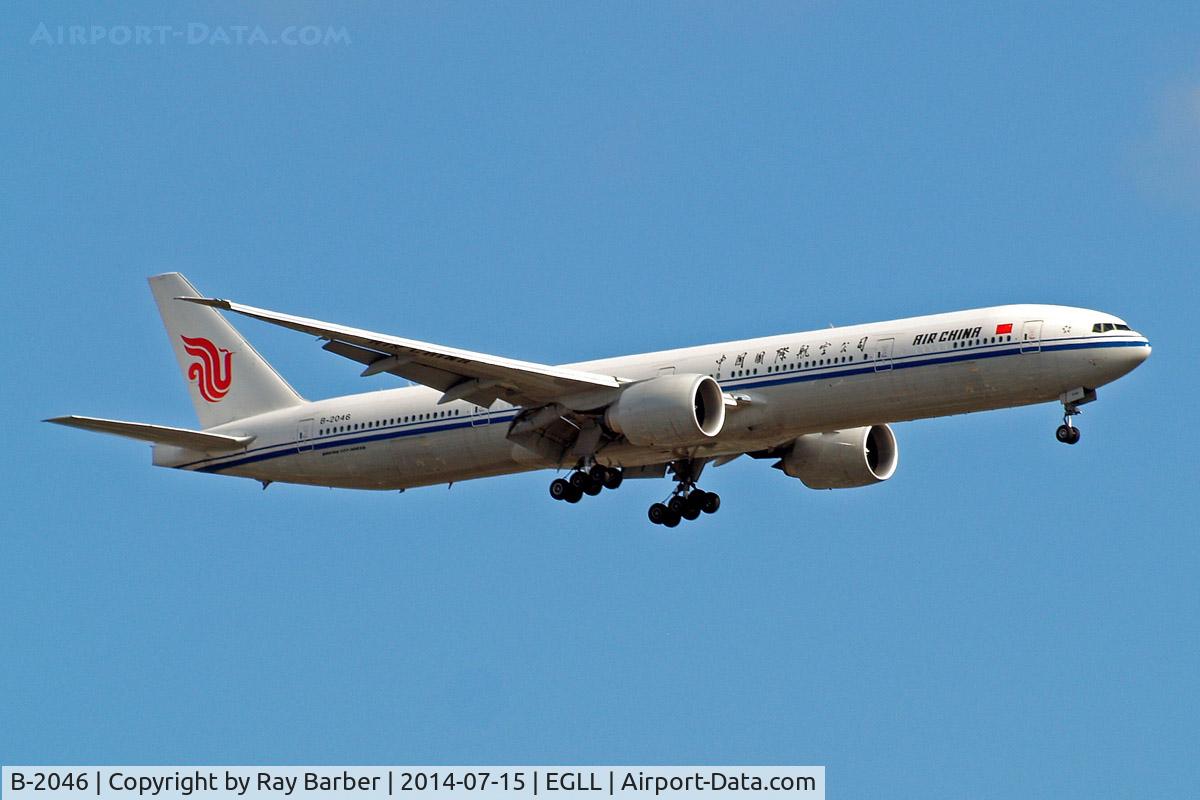 B-2046, 2013 Boeing 777-39L/ER C/N 41442, Boeing 777-39LER [41442] (Air China) Home~G 15/07/2014. On approach 27L.
