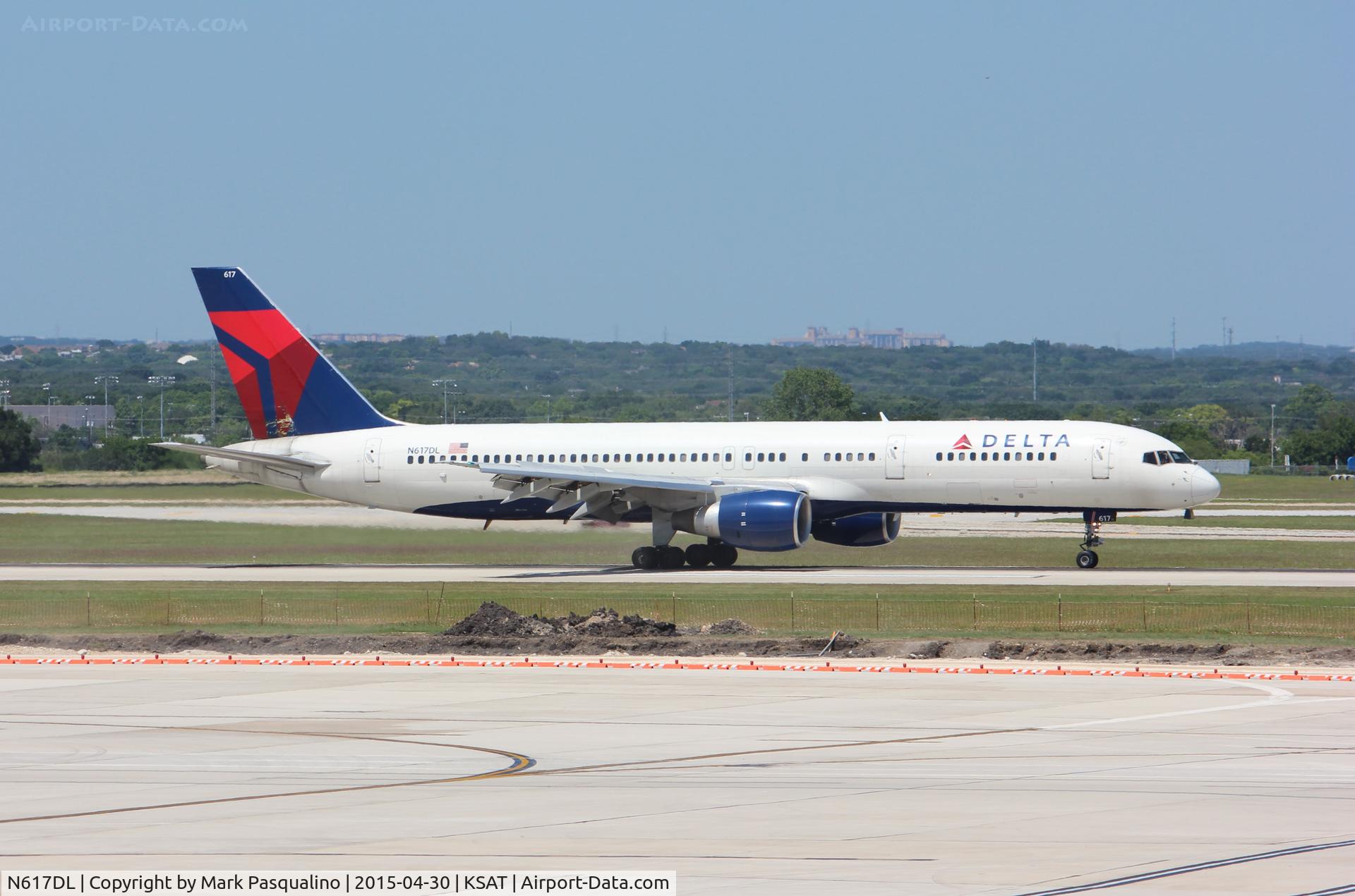 N617DL, 1986 Boeing 757-232 C/N 22907, Boeing 757-200