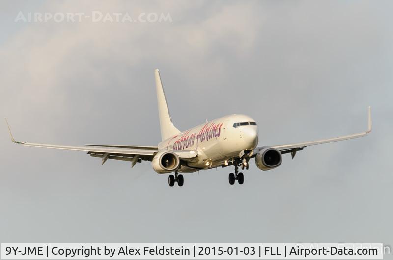 9Y-JME, 2003 Boeing 737-86J C/N 32919, Ft. Lauderdale