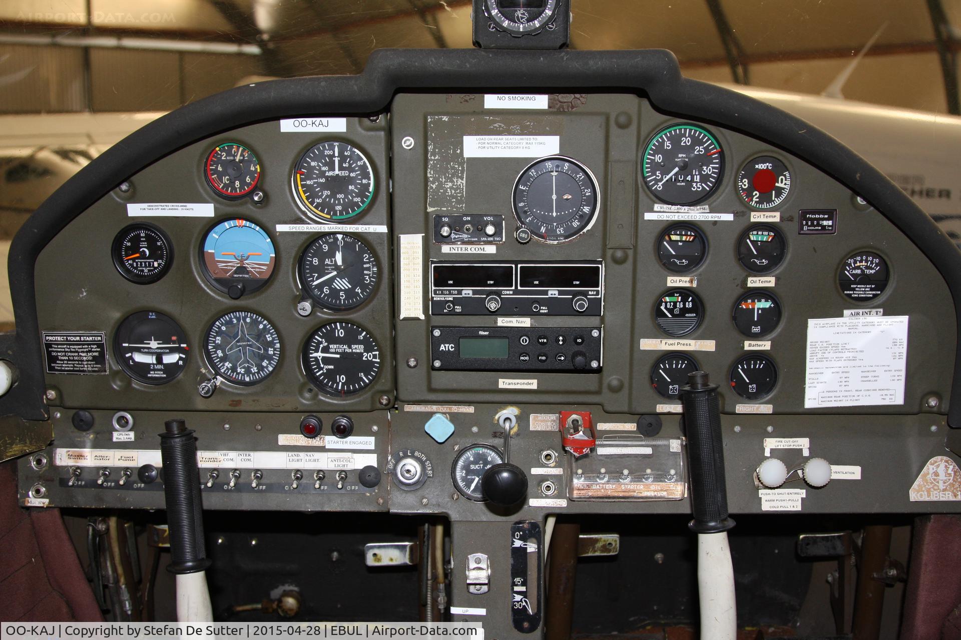 OO-KAJ, 1991 PZL-Okecie PZL-110 Koliber 150 C/N 03900039, Cockpit view.