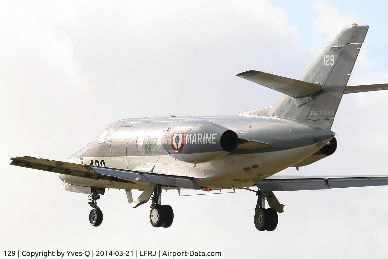 129, 1978 Dassault Falcon 10MER C/N 129, Dassault Falcon 10MER, On final rwy 26, Landivisiau Naval Air Base (LFRJ)