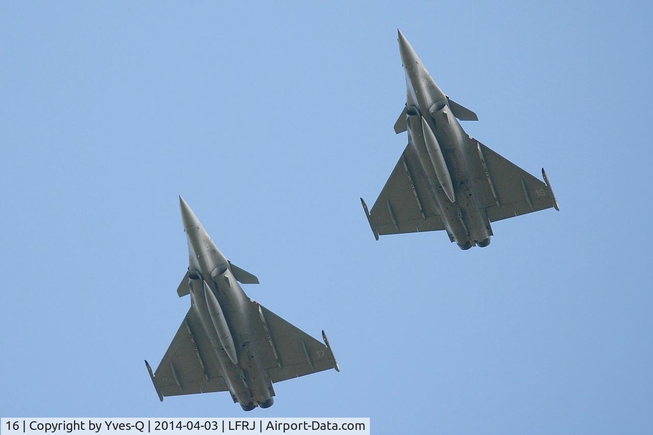 16, Dassault Rafale M C/N 16, Dassault Rafale M, Flight over Landivisiau Naval Air Base (LFRJ)