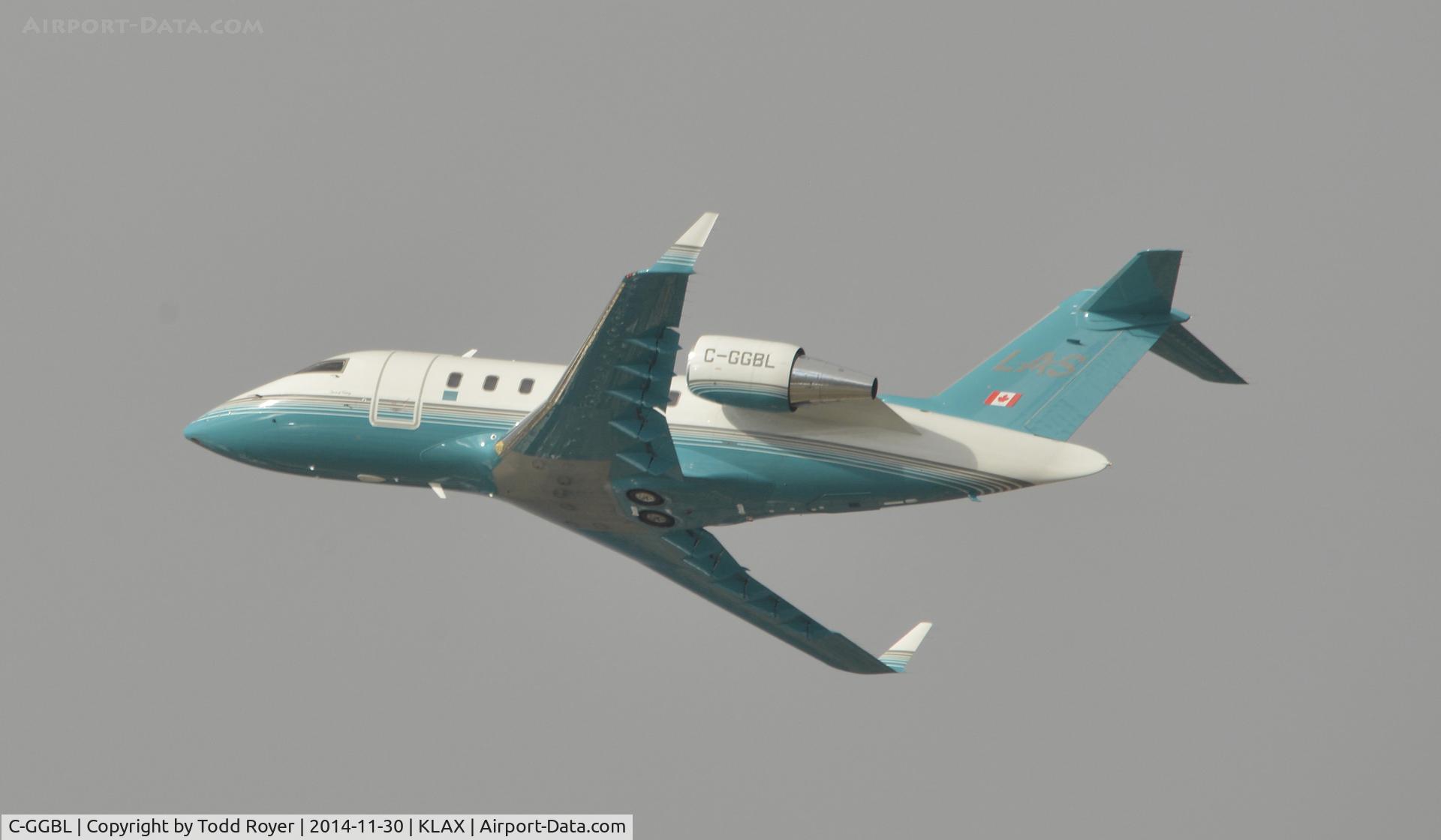 C-GGBL, 2008 Bombardier Challenger 605 (CL-600-2B16) C/N 5746, Departing LAX