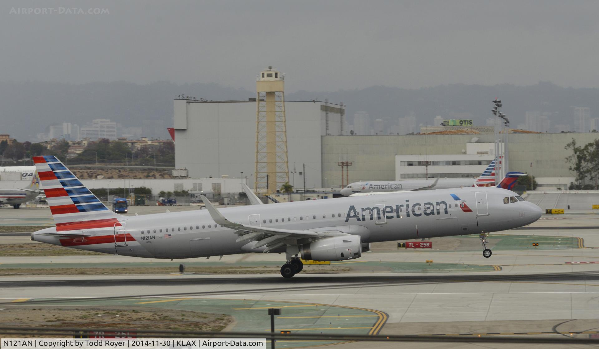 N121AN, 2014 Airbus A321-231 C/N 6238, Landing at LAX on 7R