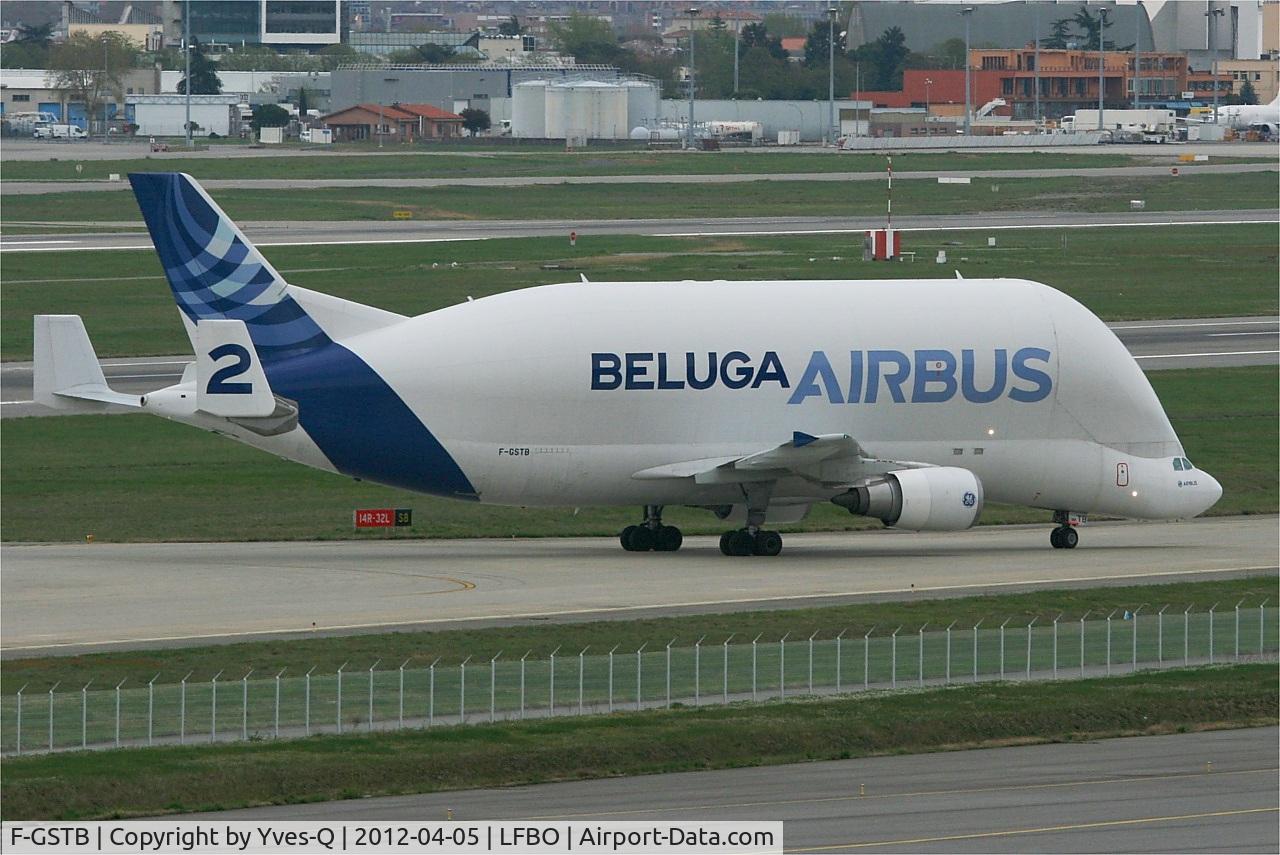 F-GSTB, 1996 Airbus A300B4-608ST Super Transporter C/N 751, Airbus A300B4-608ST Beluga, Taxiing after landing rwy 32L, Toulouse-Blagnac Airport (LFBO-TLS)
