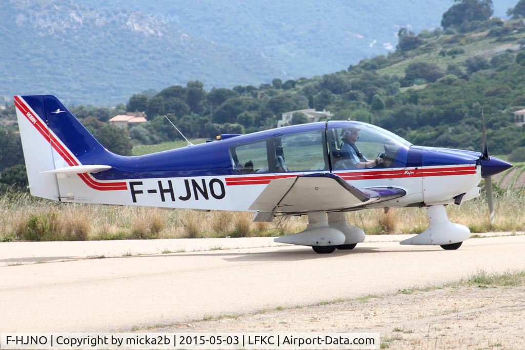 F-HJNO, 1998 Robin DR-400-160 Chevalier C/N 2392, Taxiing