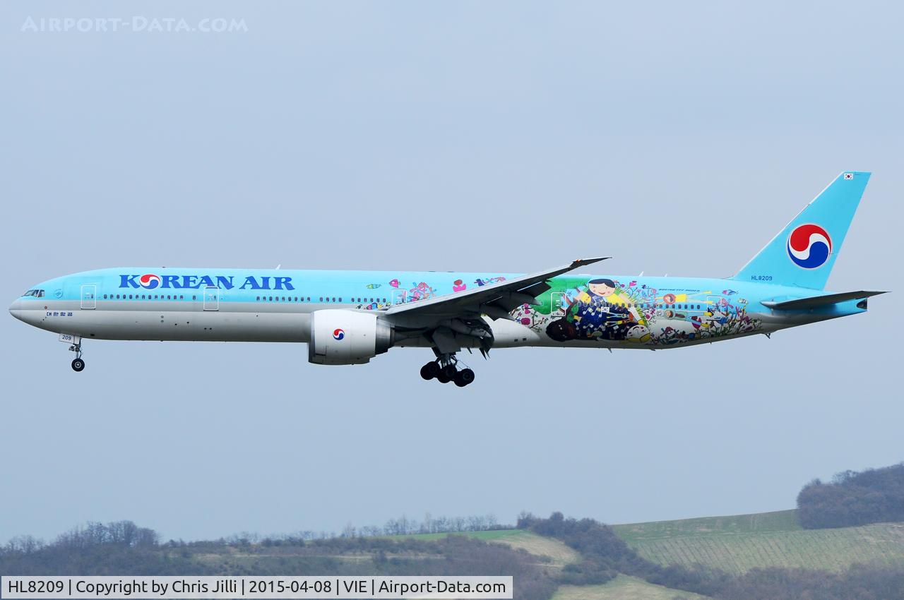 HL8209, 2010 Boeing 777-3B5/ER C/N 37646, Korean Air