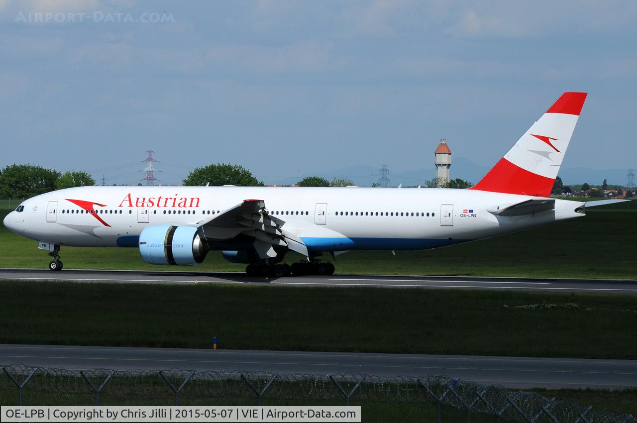 OE-LPB, 1998 Boeing 777-2Z9/ER C/N 28699, Austrian Airlines