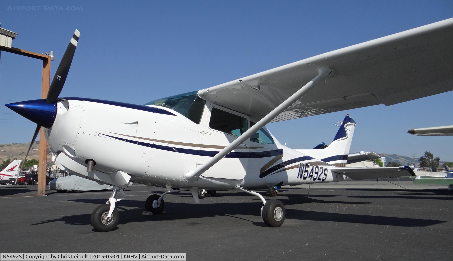 N5492S, 1980 Cessna TR182 Turbo Skylane RG C/N R18201588, A 1980 Cessna 182RG Turbo for sale with Lafferty Aircraft Sales. Parked in front of the Lafferty Aircraft Sales hangar.